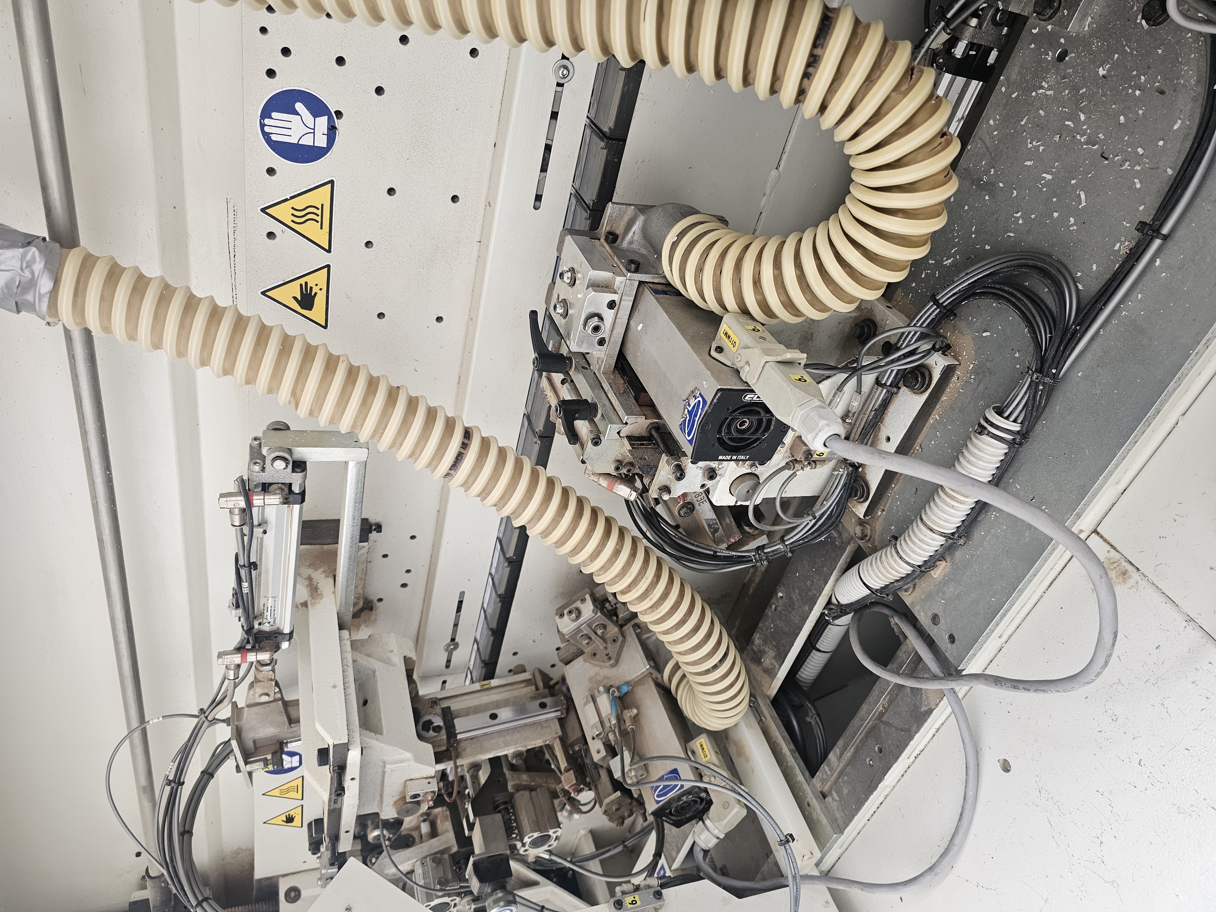 Front and rear corner rounding